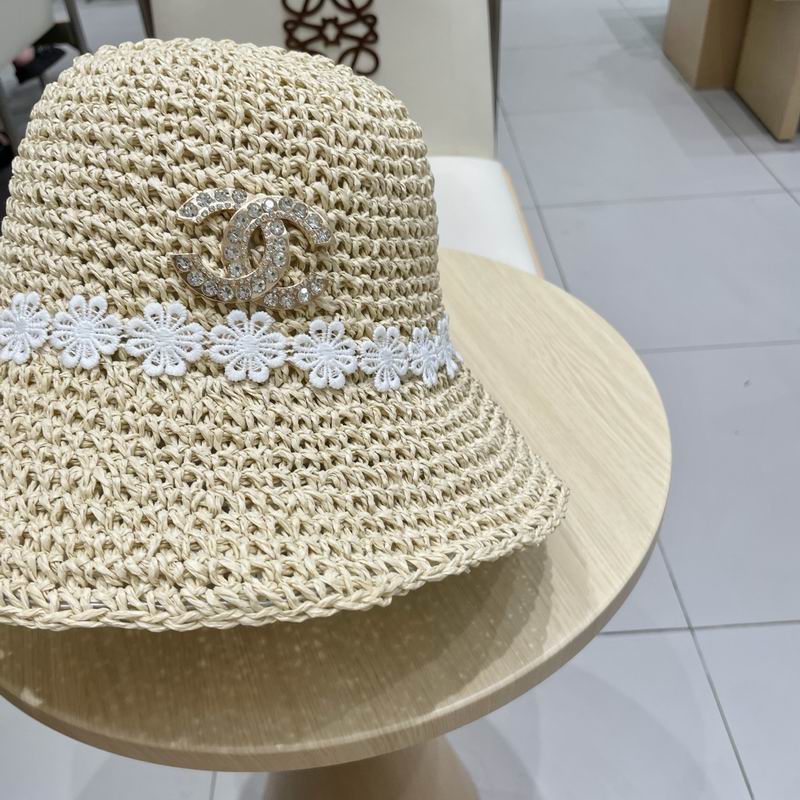 Chanel top hat (903)