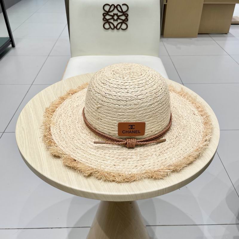 Chanel top hat (908)