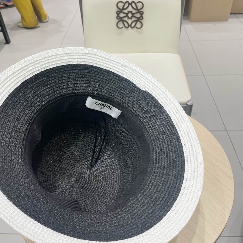 Chanel top hat (935)