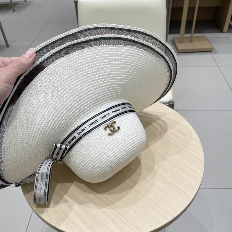 Chanel top hat (936)