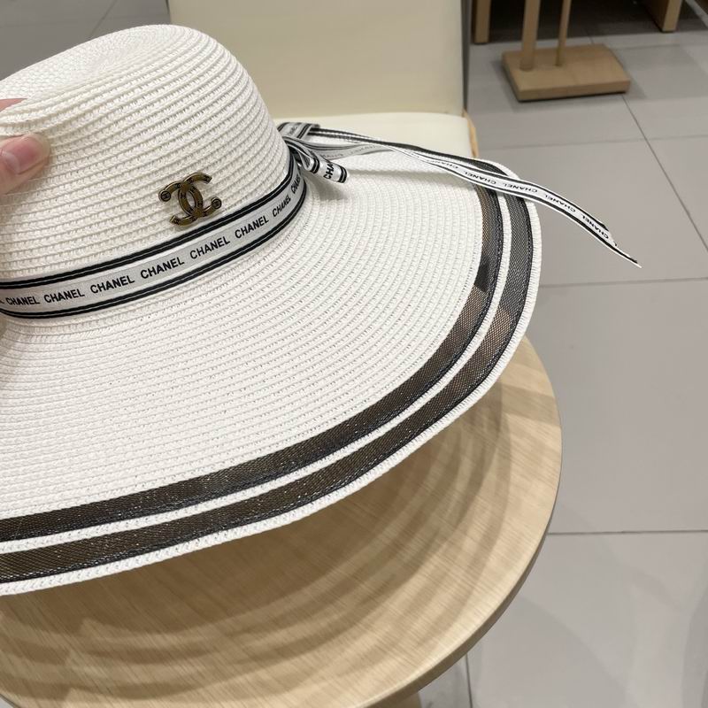 Chanel top hat (941)