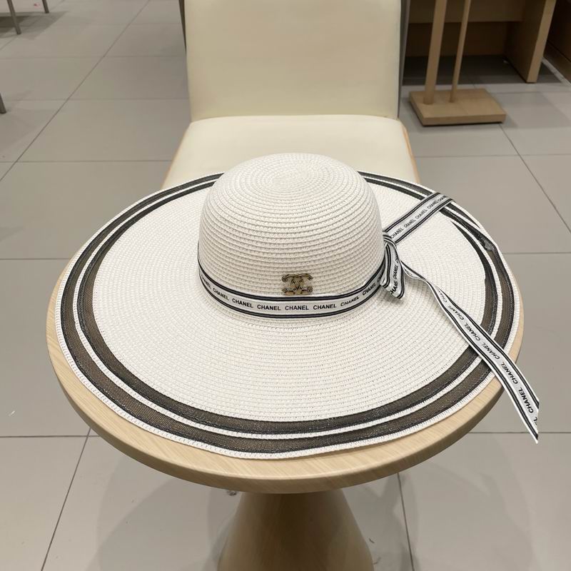 Chanel top hat (944)