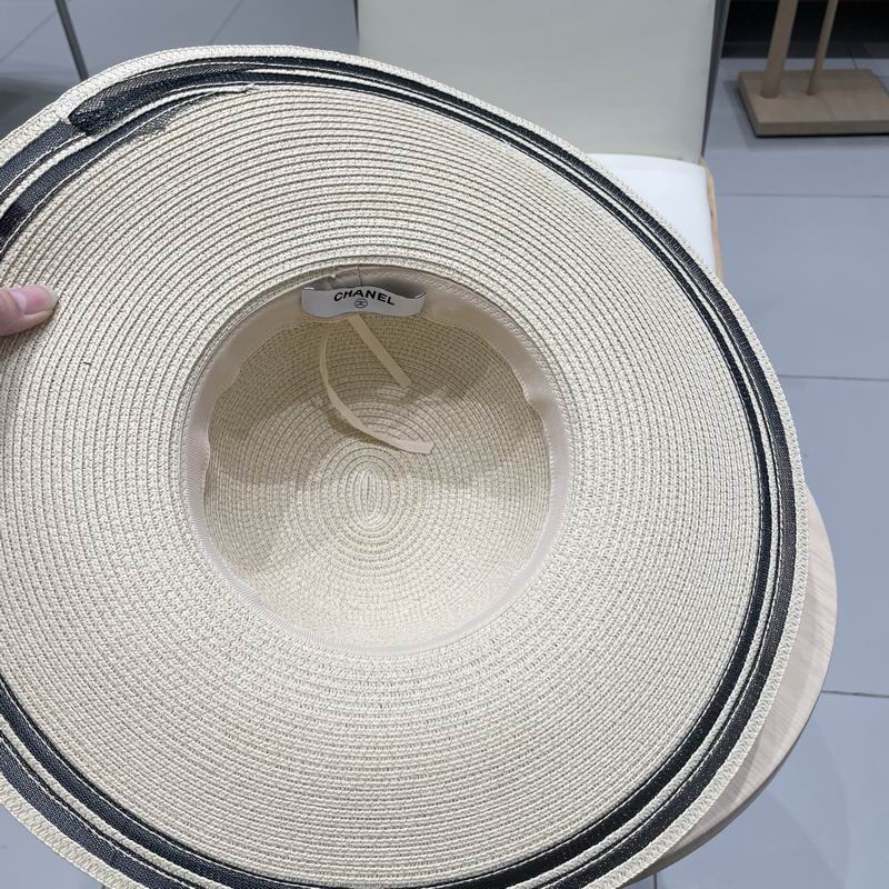 Chanel top hat (945)