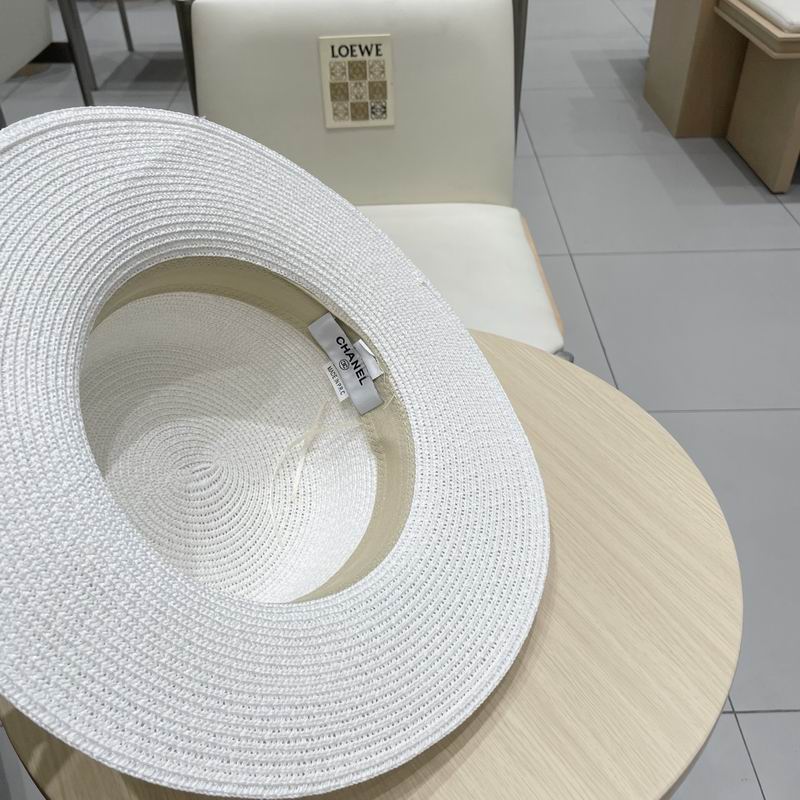 Chanel top hat (955)