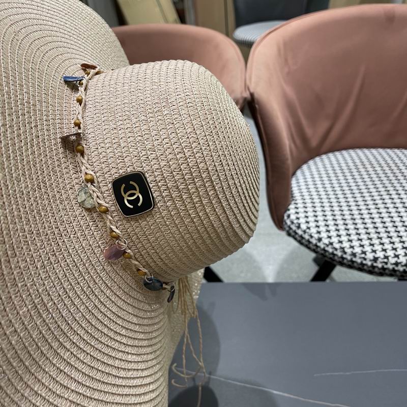 Chanel top hat (956)