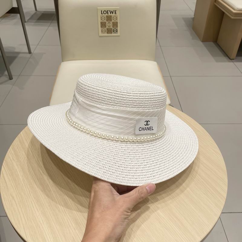 Chanel top hat (956)