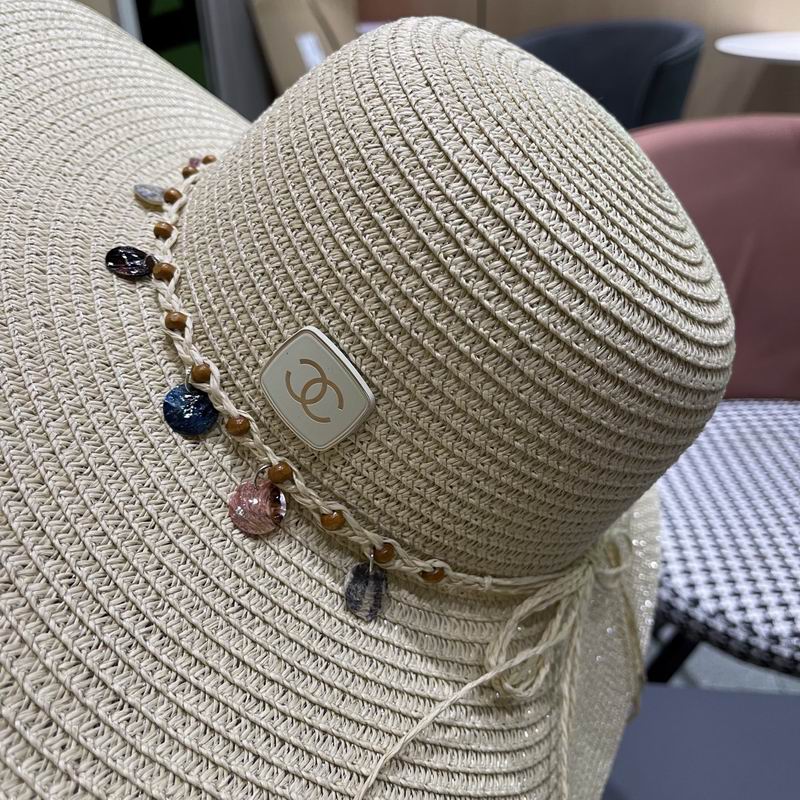 Chanel top hat (976)