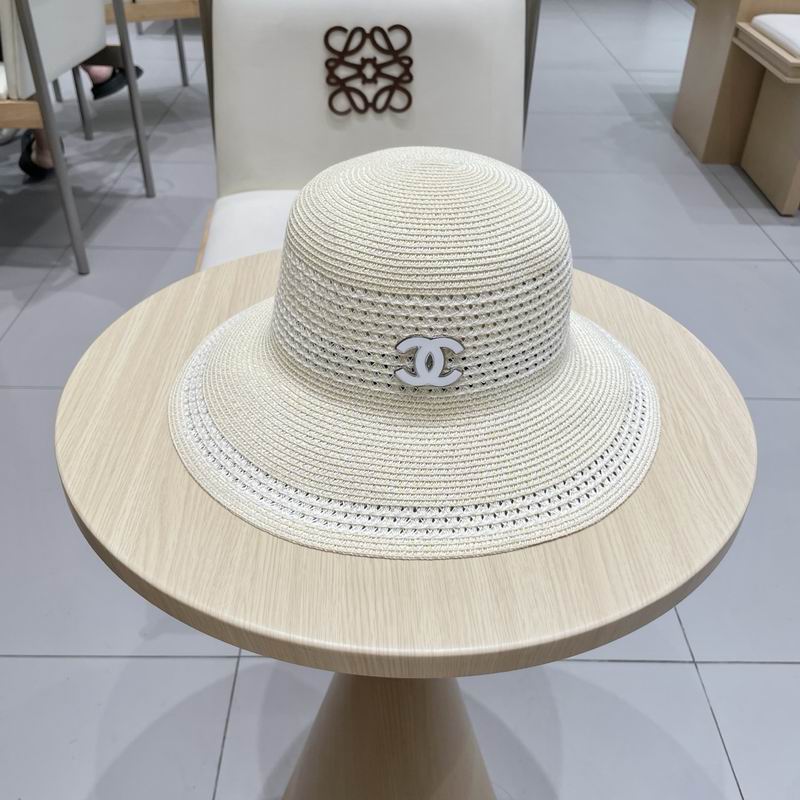 Chanel top hat (999)