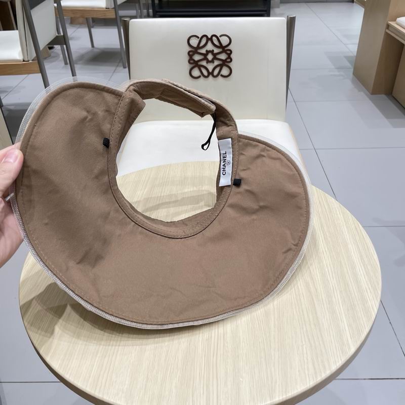 Chanel visor (116)