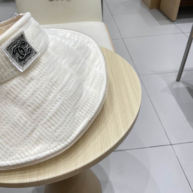 Chanel visor (128)