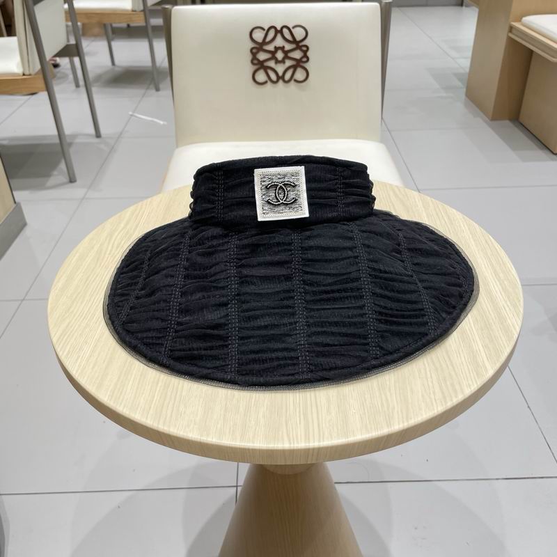 Chanel visor (140)