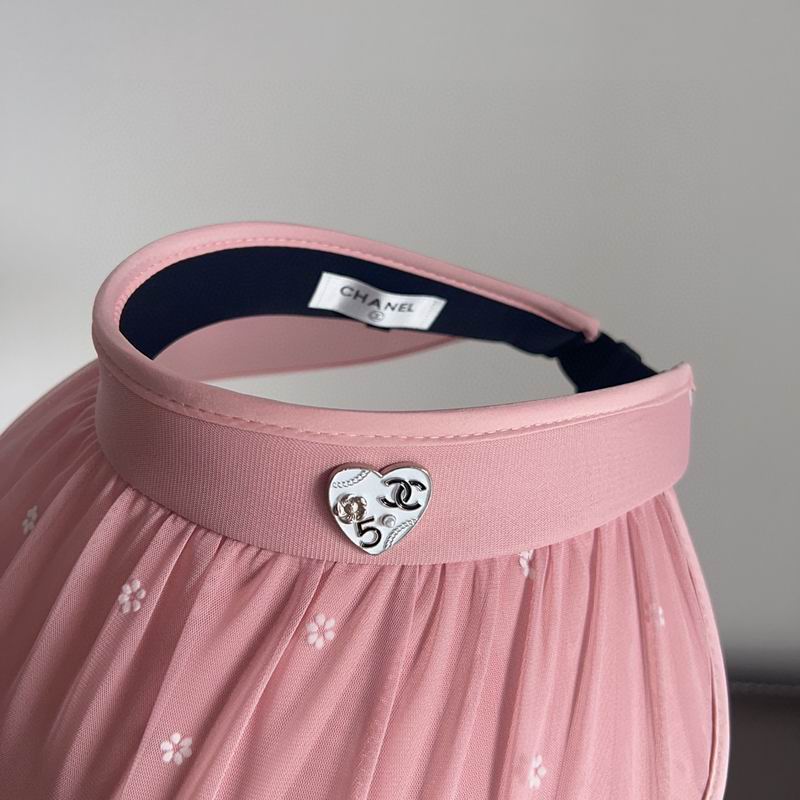 Chanel visor (37)