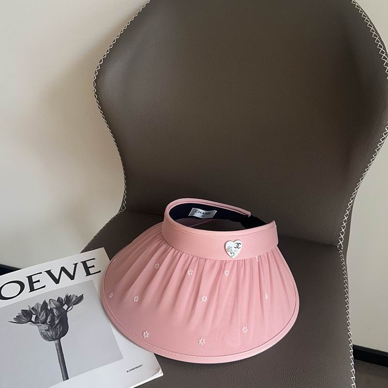 Chanel visor (40)