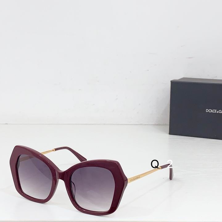 DG DG4399 53 21-145 b06