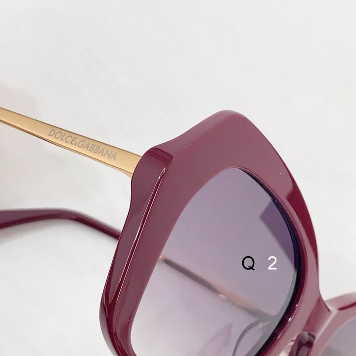 DG DG4399 53 21-145 b07