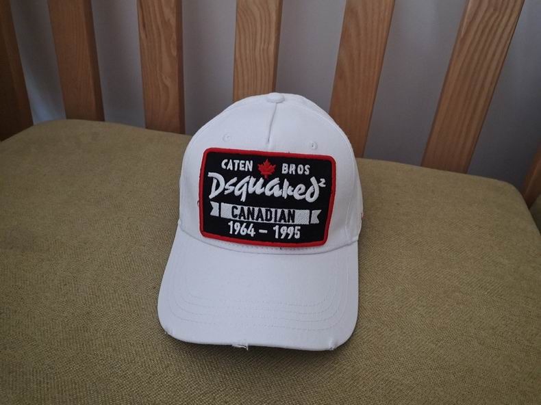 DSQ Cap y  (10)