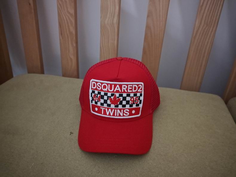 DSQ Cap y  (10)