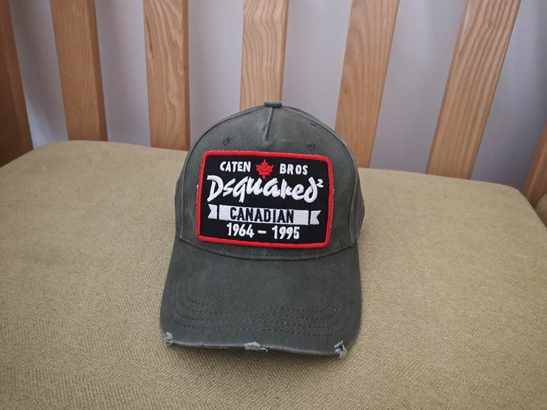 DSQ Cap y  (11)