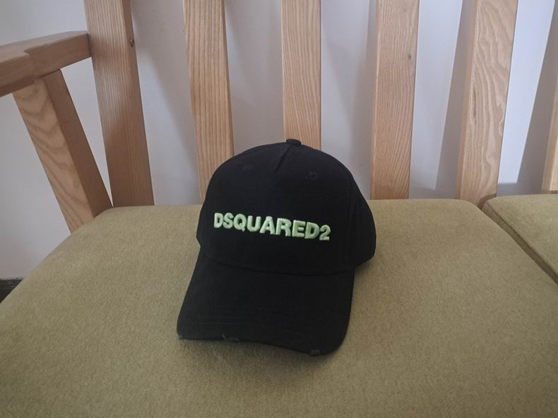 DSQ Cap y  (11)