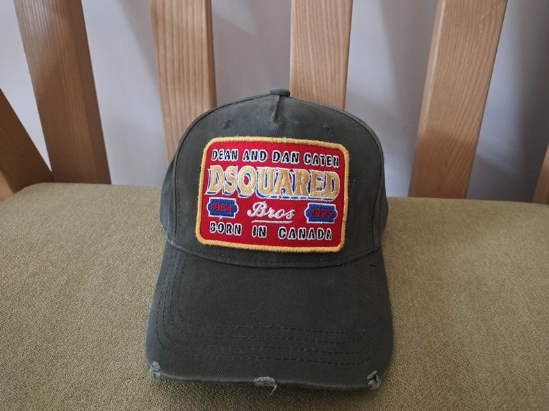 DSQ Cap y  (3)