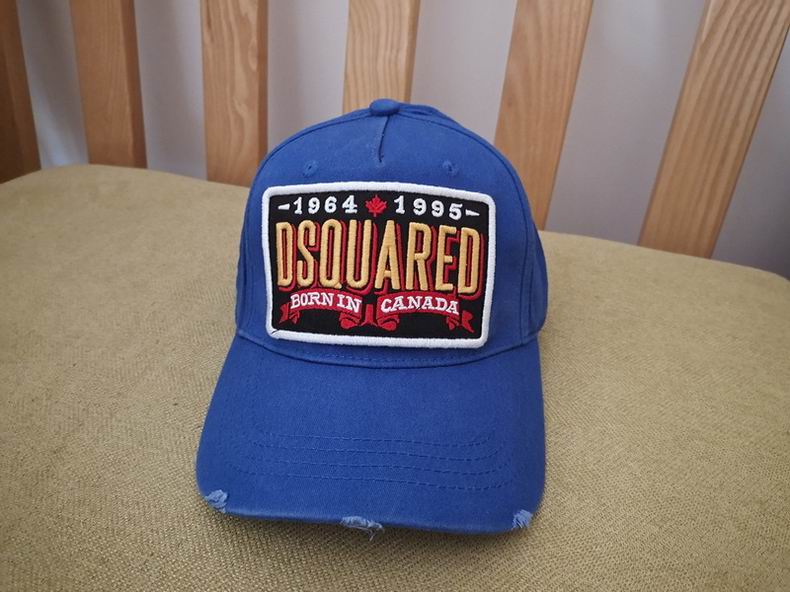 DSQ Cap y  (4)