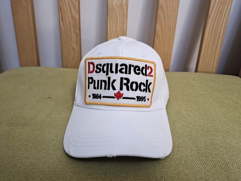 DSQ Cap y  (4)