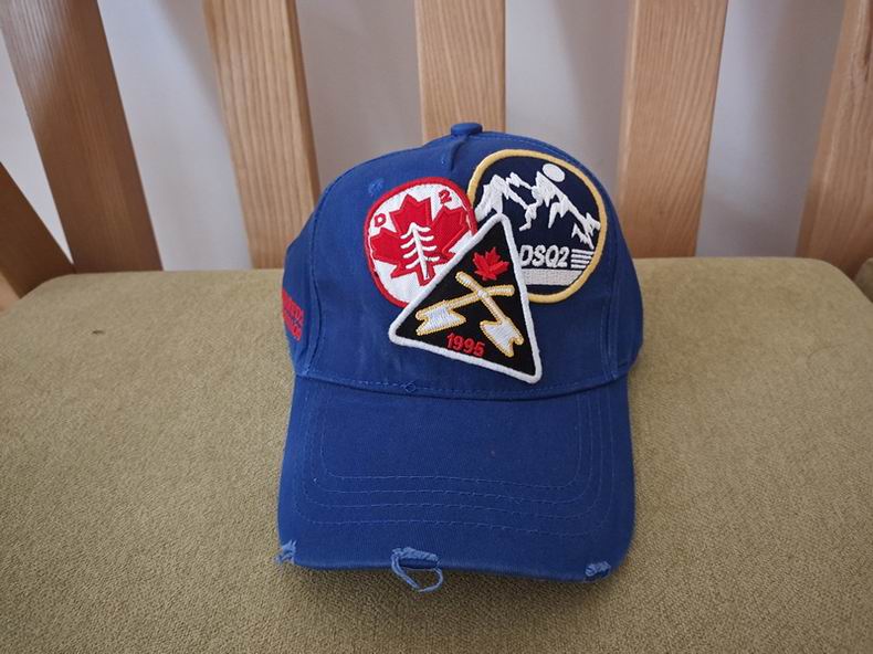 DSQ Cap y  (4)