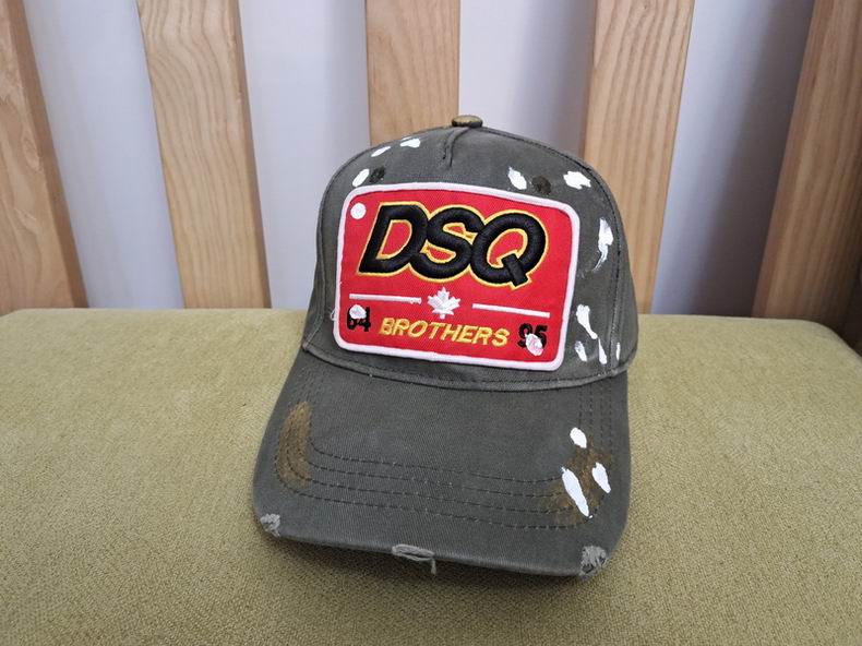 DSQ Cap y  (4)