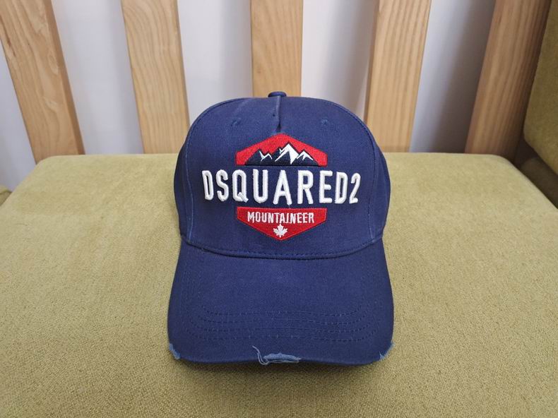 DSQ Cap y  (4)