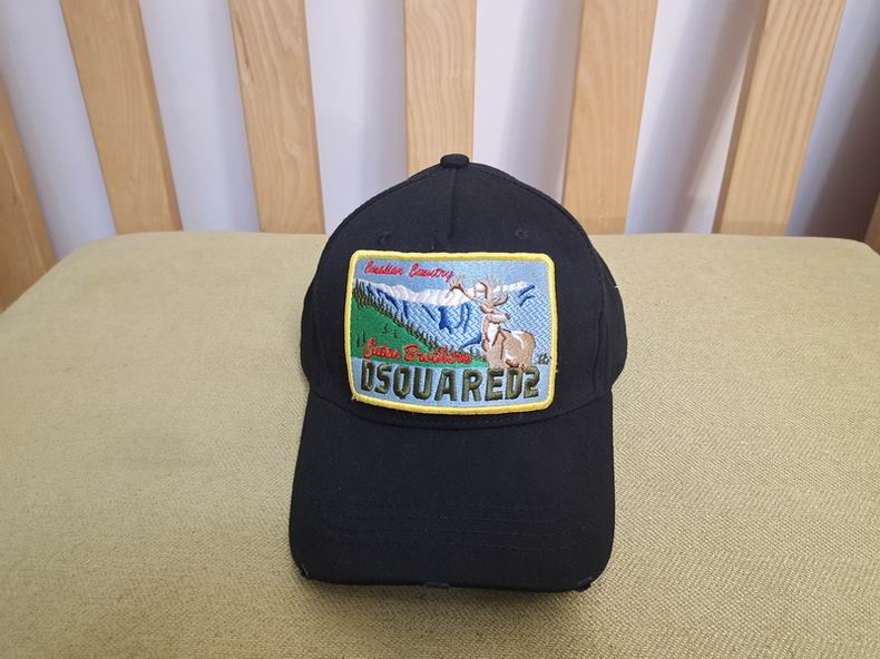 DSQ Cap y  (5)