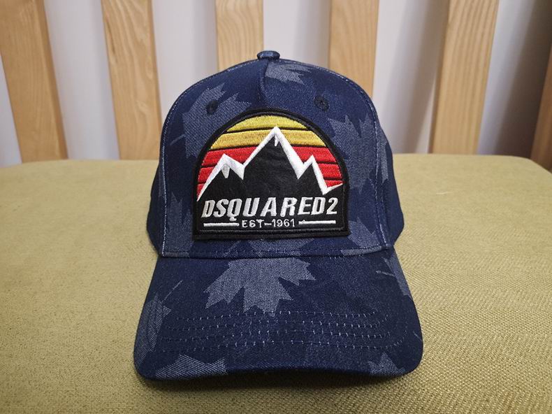 DSQ Cap y  (6)