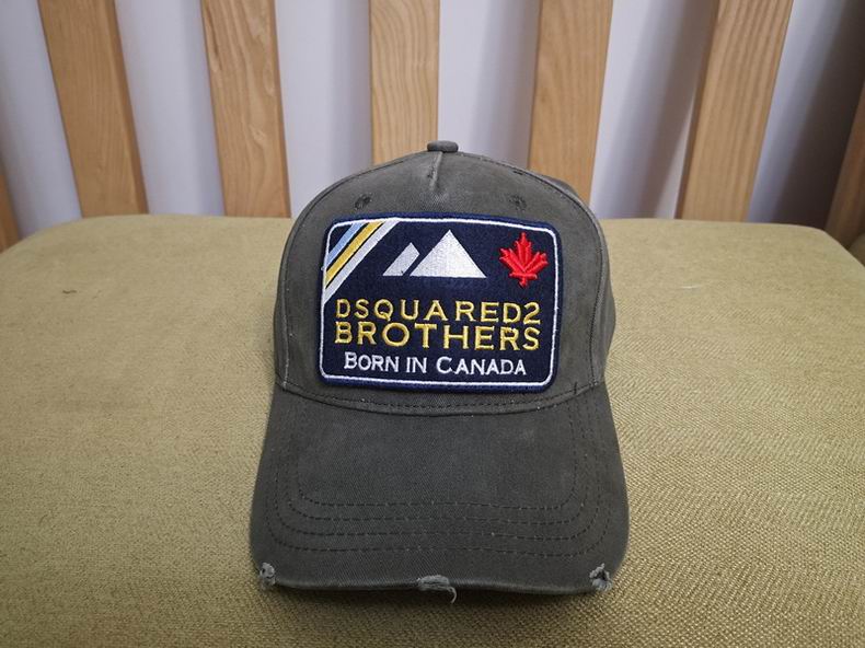 DSQ Cap y  (6)