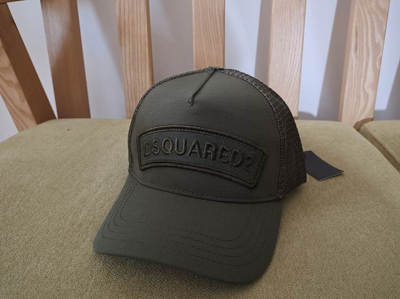 DSQ Cap y  (7)