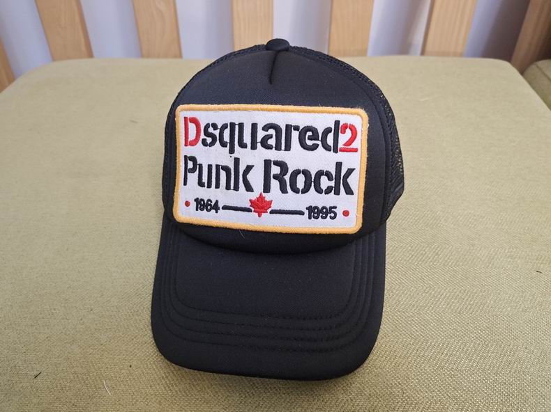 DSQ Cap y  (8)