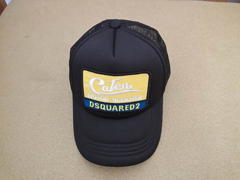 DSQ Cap y  (8)