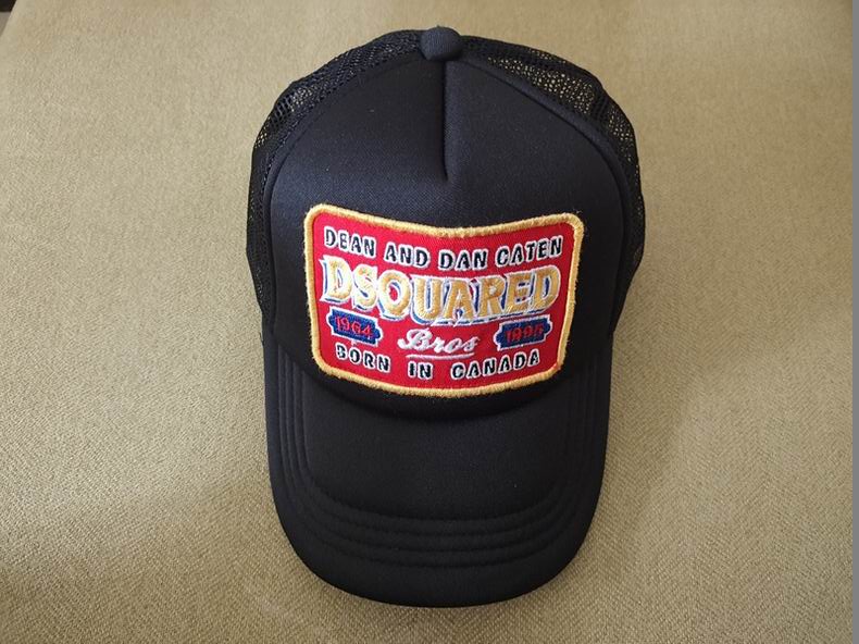 DSQ Cap y  (9)