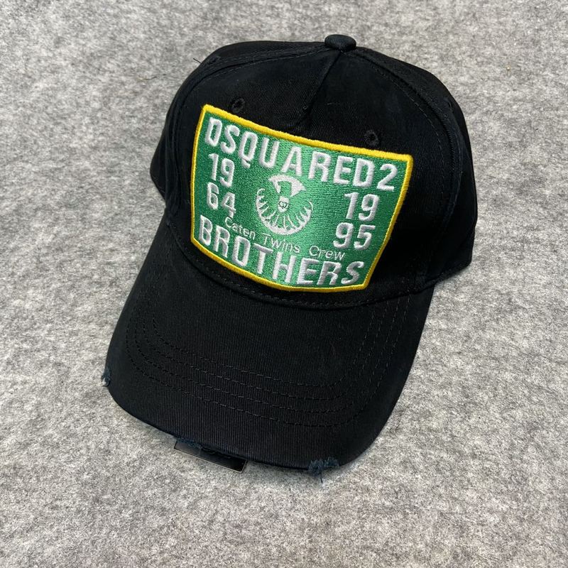 DSQ cap D67  (2)