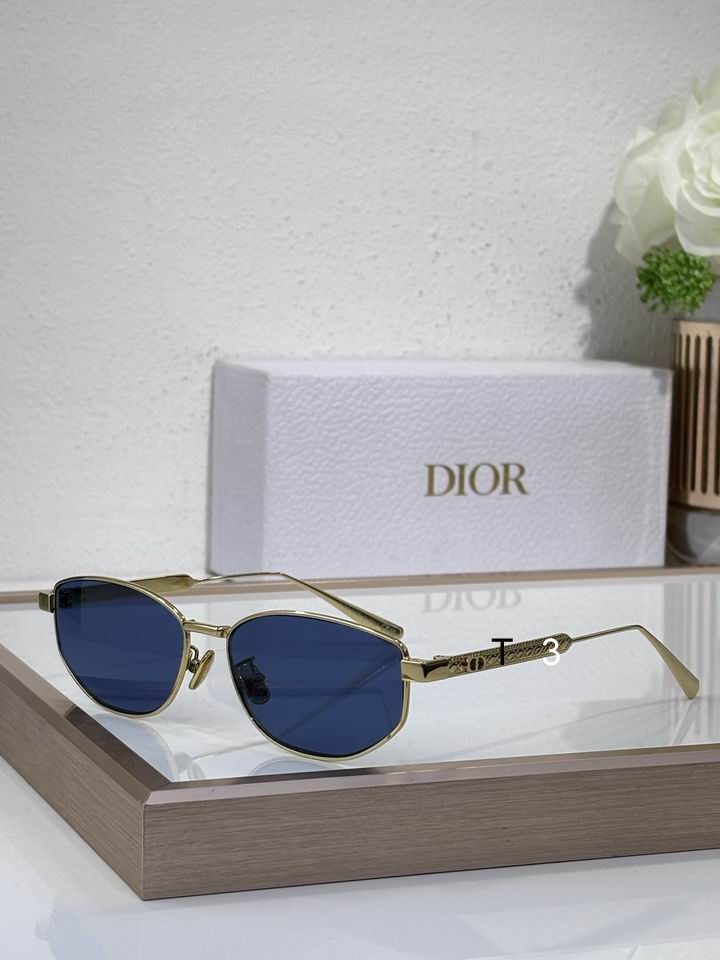 Dior B1U 57 14-140 c05