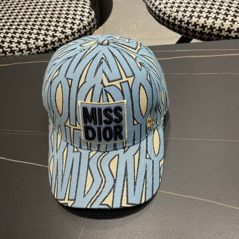 Dior cap (105)