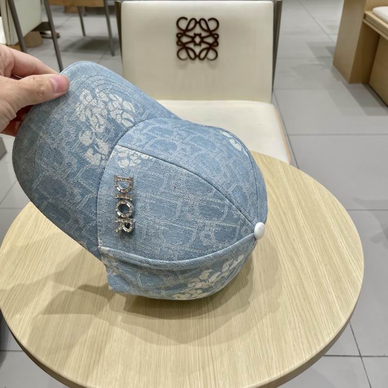 Dior cap (175)