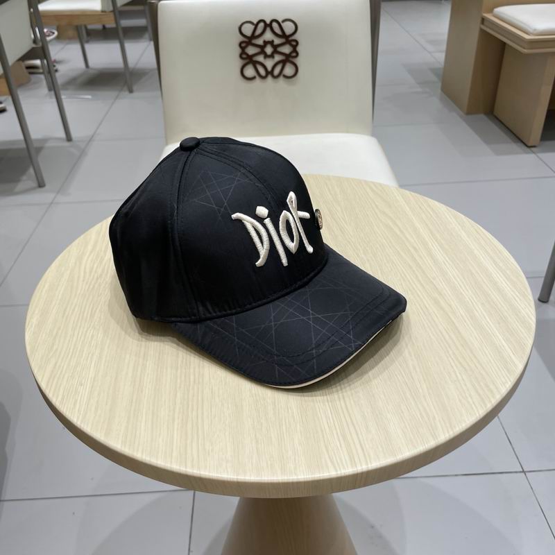 Dior cap (224)