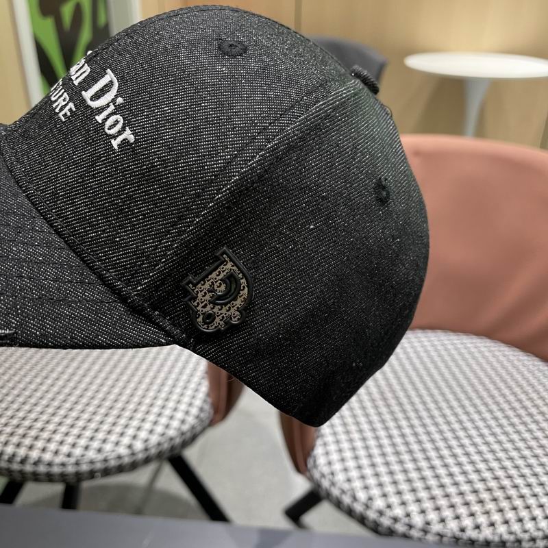 Dior cap (260)