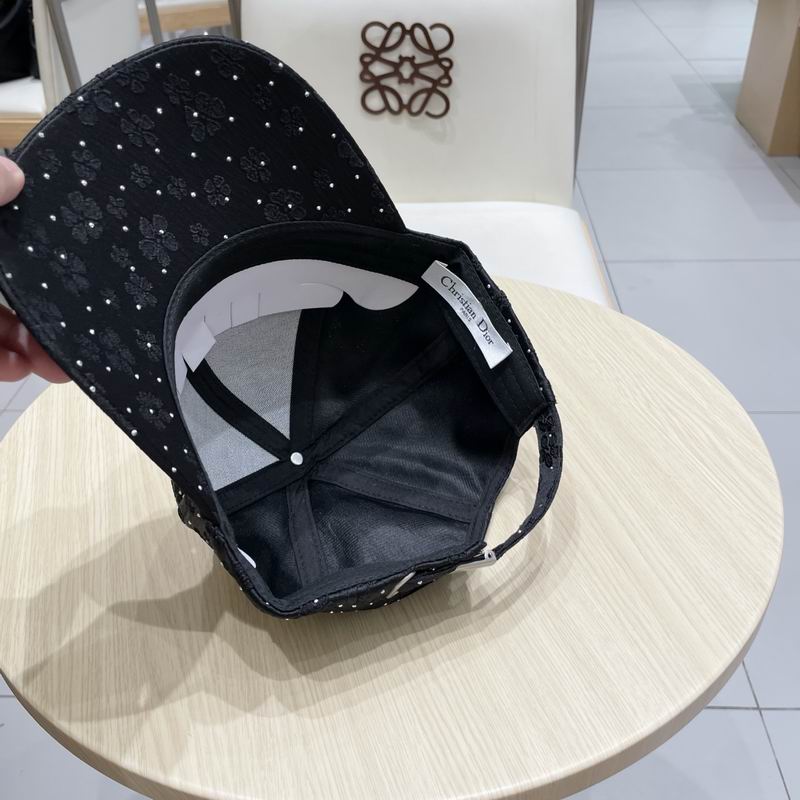 Dior cap (335)