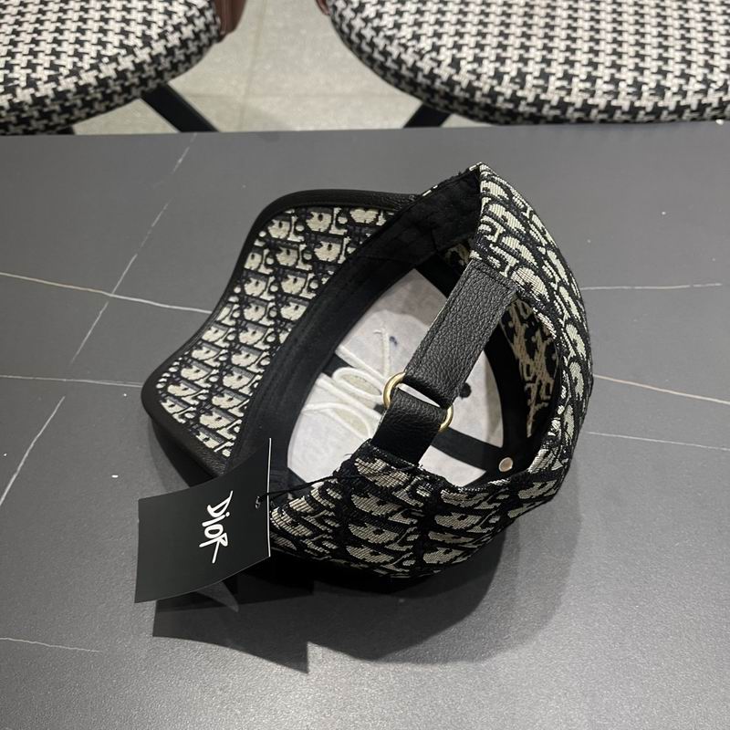 Dior cap (422)