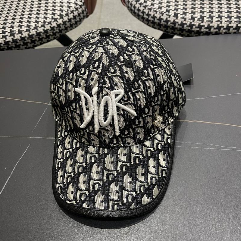 Dior cap (431)