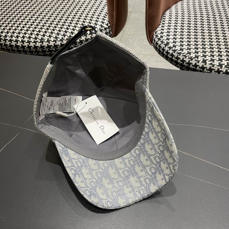 Dior cap (503)