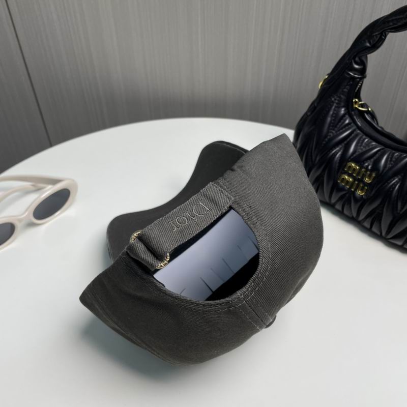 Dior cap dx (135)