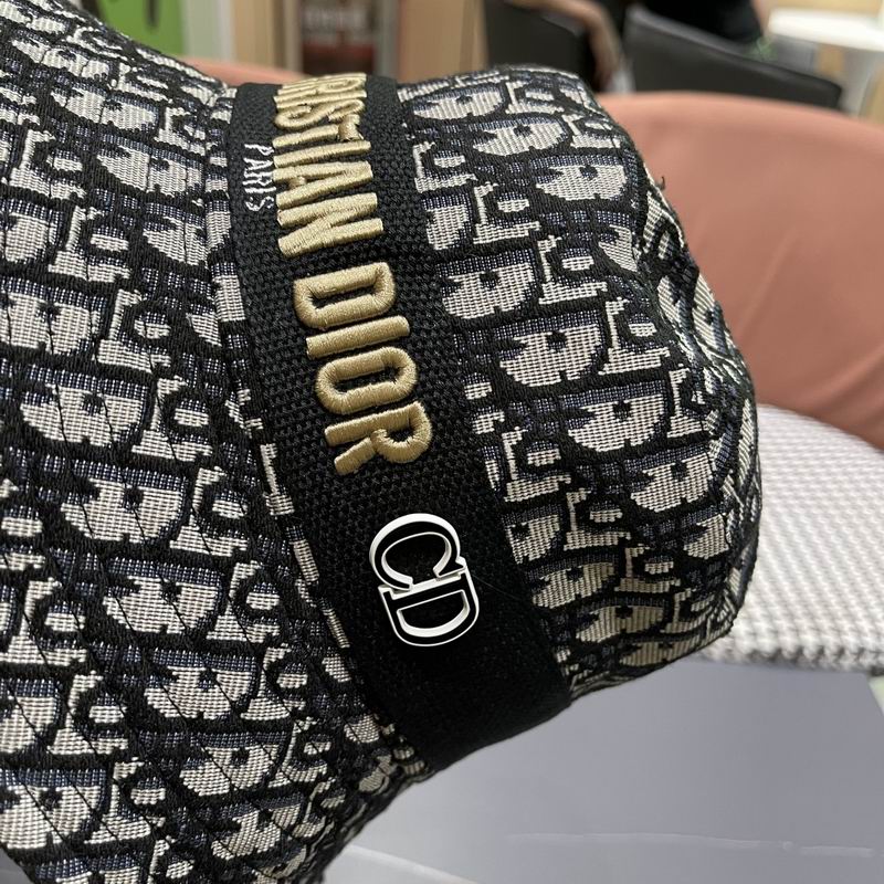 Dior hat (194)