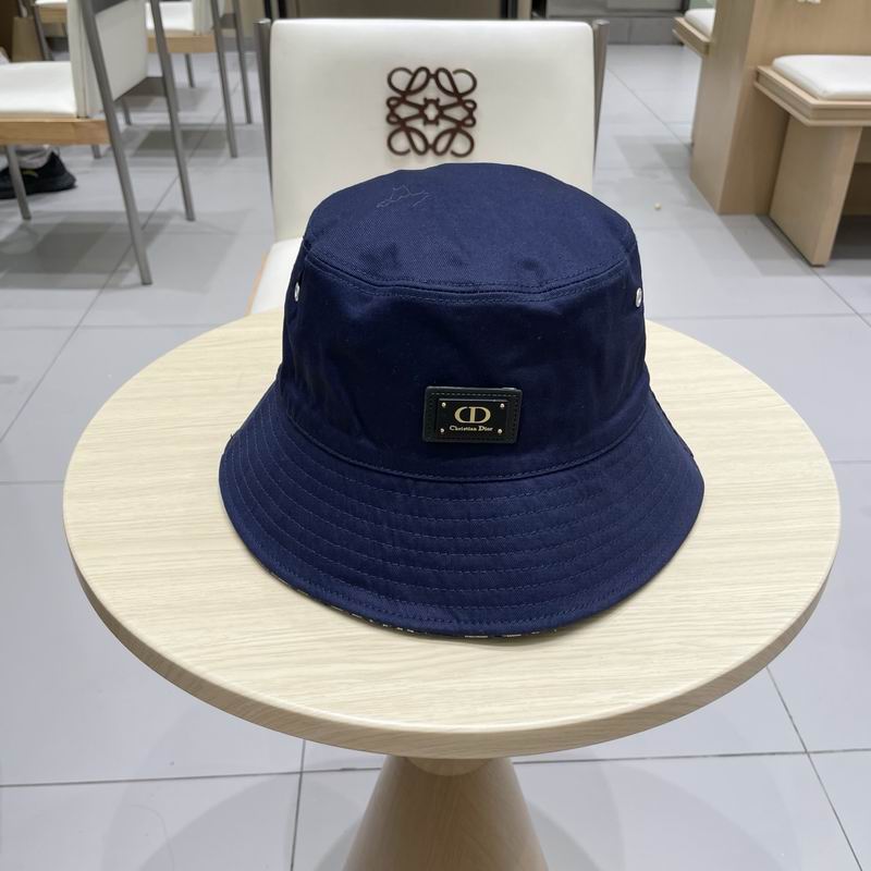 Dior hat (200)