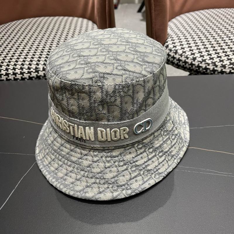 Dior hat (212)
